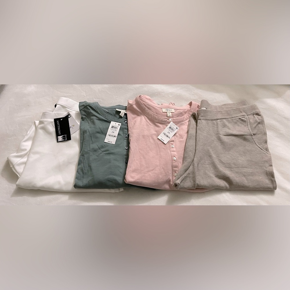4Pcs Bundle NWT & NWOT 2-Style & Co 2X Top & 2-Pants 1-White 3x, 1-Tan PXL